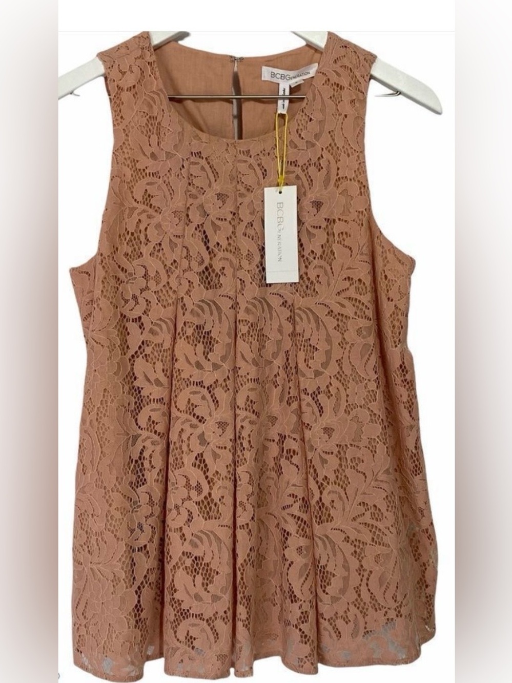 NWT BCBG Lace Top size Small Blush Pink Sleeveless Blouse Coquette Feminine